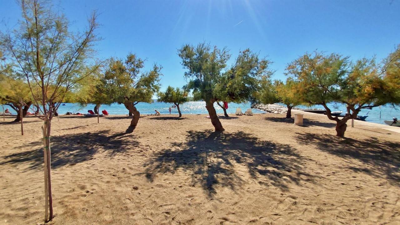 Sandy Beach Apartments Duce Luaran gambar